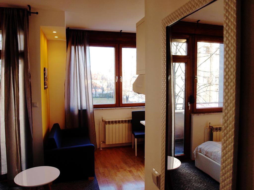 2g * Zagreb